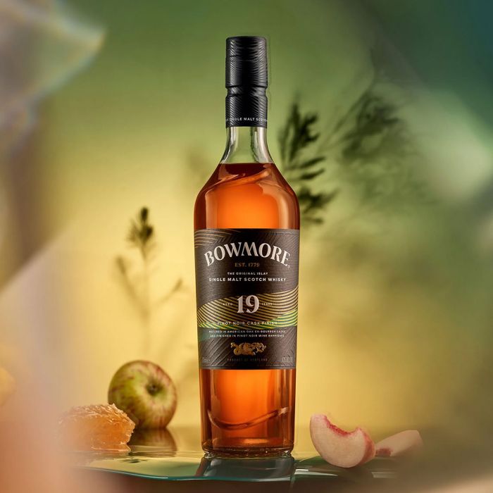 BOWMORE 19 years シングルモルトスコッチウイスキー 700ml Bowmore 19-year-old - Ratings and reviews - Whiskybase